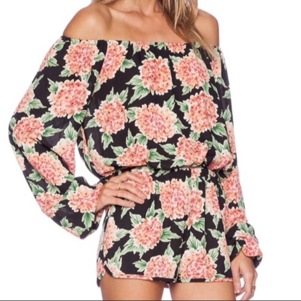 Show Me Your Mumu Rane Black Floral Off Shoulder Romper Size Small - Picture 1 of 4